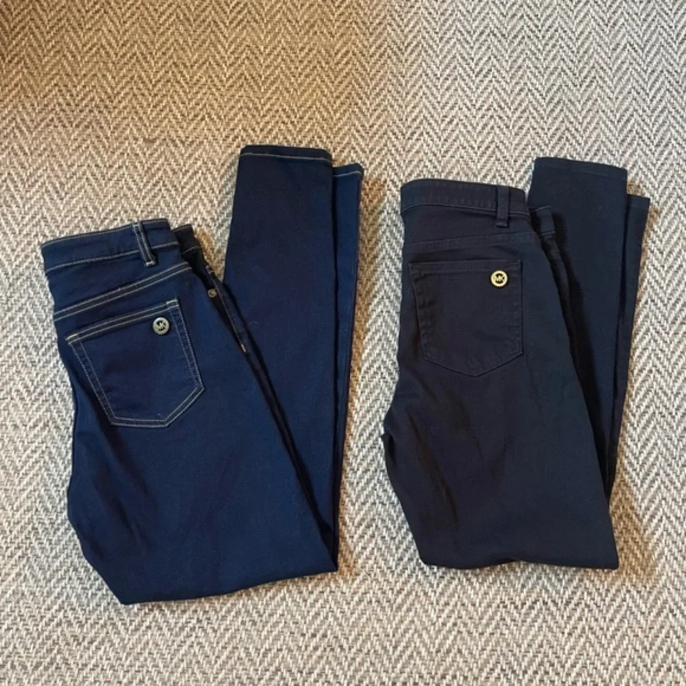 Michael Kors 2 Pairs Of Skinny Mid Rise Denim Jeans Size 8